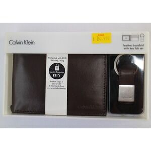 Calvin Klein Men's Brown Logo RFID Leather Bookfold Wallet & Key Fob Set.